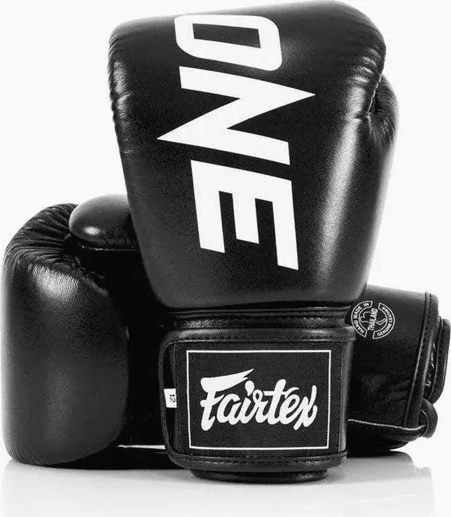 Guantes muay thai Fairtex UNO